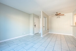 1369 Caminito Gabaldon, Unit C in San Diego, CA - Building Photo