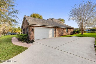 813 W American Eagle Dr in St. Augustine, FL - Building Photo - Building Photo