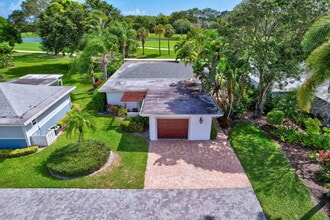 13708 Whispering Lakes Ln in West Palm Beach, FL - Building Photo - Building Photo