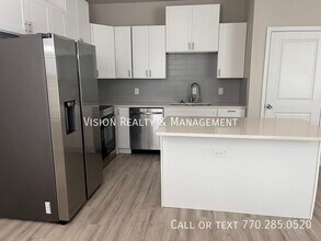 8332 Triple Crown Dr in Douglasville, GA - Building Photo - Building Photo