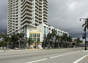 275 NE 18th St in Miami, FL - Building Photo - Building Photo