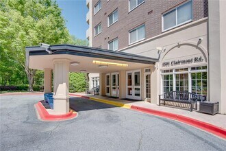 1501 Clairmont Rd, Unit 1219 in Decatur, GA - Foto de edificio - Building Photo