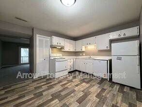 1027 A St in Lincoln, NE - Foto de edificio - Building Photo