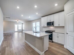 2287 Clf Spgs Dr in Heartland, TX - Building Photo - Building Photo