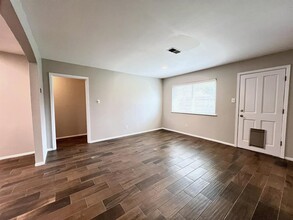 9663 Judalon Ln in Houston, TX - Building Photo - Building Photo
