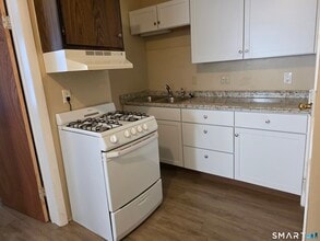 41 Baltic St in Norwich, CT - Building Photo - Building Photo