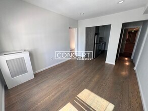 19 Peterborough St, Unit 22CP in Boston, MA - Foto de edificio - Building Photo