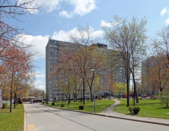 Sheppard Victoria Park Toronto, ON Apartments