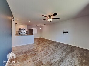 7801 E Roosevelt St in Scottsdale, AZ - Building Photo - Building Photo