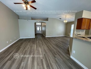 1422 Compton St in Brandon, FL - Building Photo - Building Photo