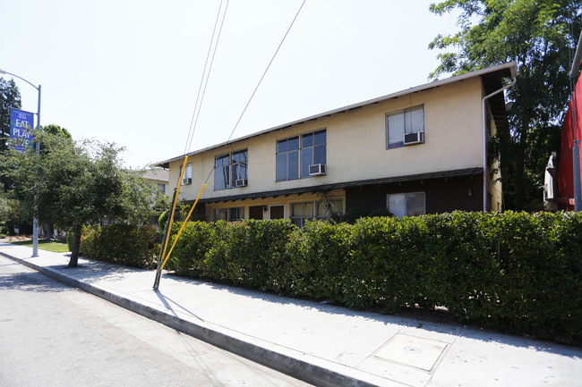 11678 Magnolia Blvd in North Hollywood, CA - Building Photo - Building Photo