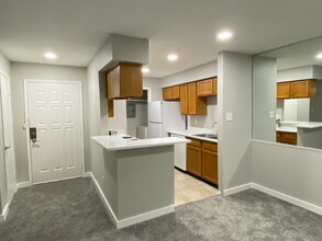 9700 Leawood Blvd in Houston, TX - Building Photo - Building Photo