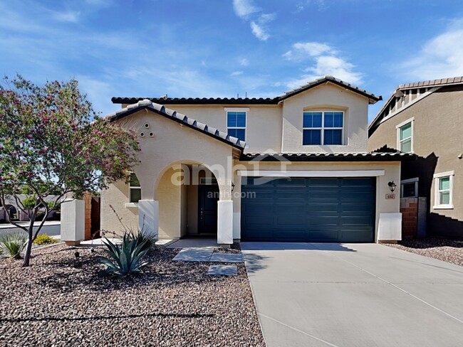 property at 692 W Laredo Ave