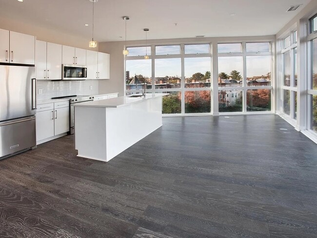 property at 1794 Lanier Pl NW