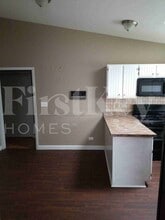 185 Paramount Dr in Wood Dale, IL - Building Photo - Building Photo