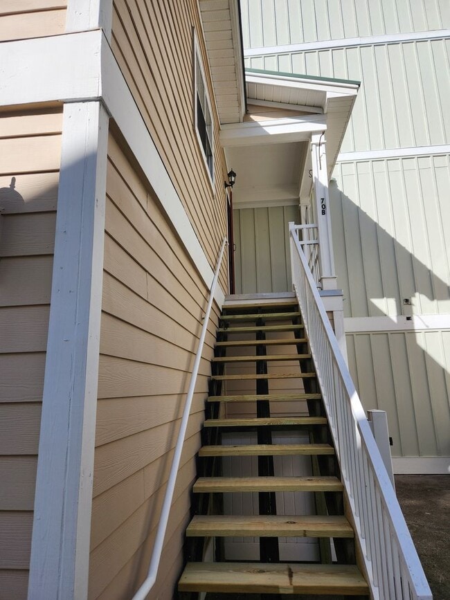 property at 70 Cassandra Ln