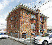 15 Westfield Ave in Clark, NJ - Foto de edificio - Building Photo