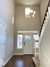 2230 Hidden Creek Ct in Bremerton, WA - Building Photo - Building Photo