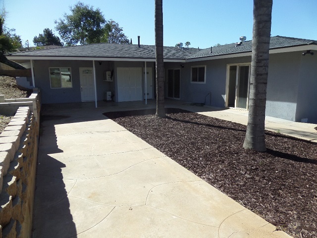 934 E 7th Ave in Escondido, CA - Building Photo