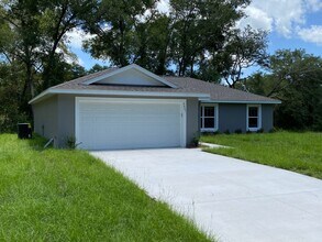 9065 N Akola Way in Citrus Springs, FL - Building Photo - Building Photo
