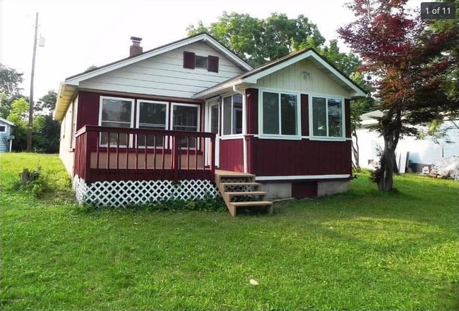 property at 6208 Oak Ln
