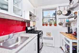 488 Ocean Pkwy in Brooklyn, NY - Building Photo - Building Photo