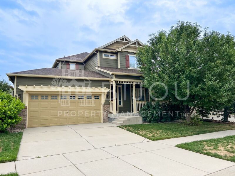 6643 Thistlewood St in Colorado Springs, CO - Foto de edificio