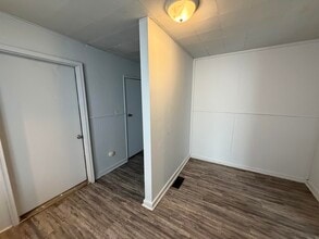 56 Bismark St in Danville, IL - Building Photo - Building Photo