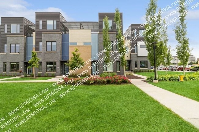 property at 105 E Center St