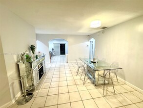 3103 SW 150th Ct in Miami, FL - Foto de edificio - Building Photo