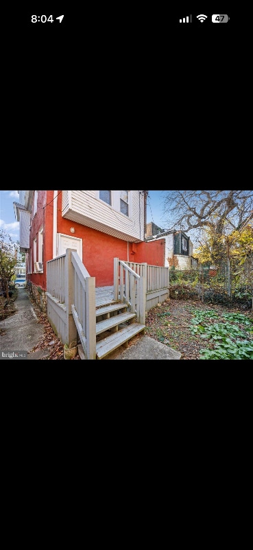 109 W Logan St in Philadelphia, PA - Foto de edificio - Building Photo