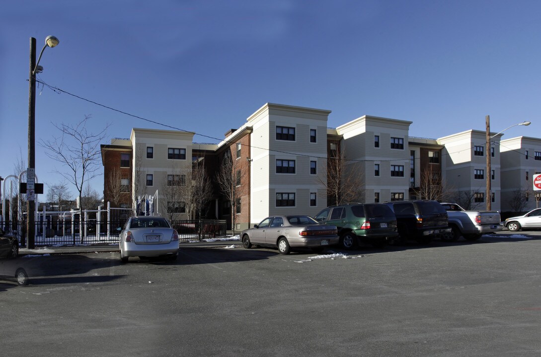 Mystic River/Mystic View in Somerville, MA - Building Photo