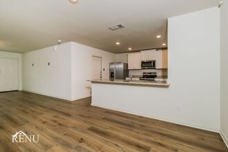 308 Sunnymeade Ln in Jarrell, TX - Building Photo - Building Photo