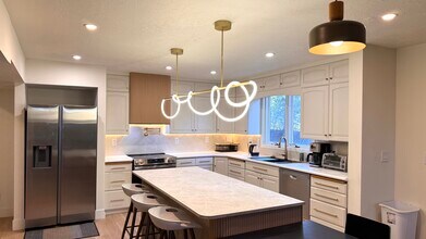 3456 E Tree Farm Ln in Cottonwood Heights, UT - Building Photo - Building Photo