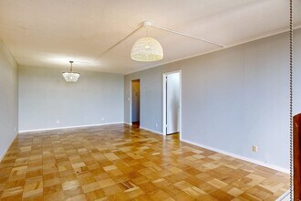 77 Pond Ave, Unit 1207## in Brookline, MA - Building Photo - Building Photo