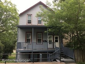 830 E 6th St in Duluth, MN - Building Photo