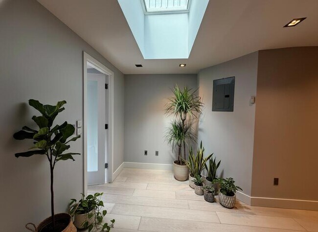 120 Mulberry St, Unit 8 in New York, NY - Building Photo - Building Photo