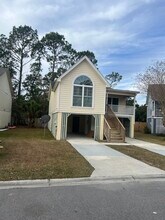 5 Rivermist Ln in Savannah, GA - Foto de edificio - Building Photo