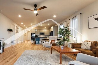 6073 Donahue Dr in Colorado Springs, CO - Building Photo - Building Photo