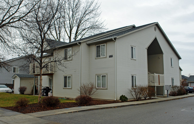 ParkCenter Apartments in Boise, ID - Building Photo - Building Photo