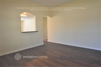 8567 Chaletford Dr in Houston, TX - Foto de edificio - Building Photo