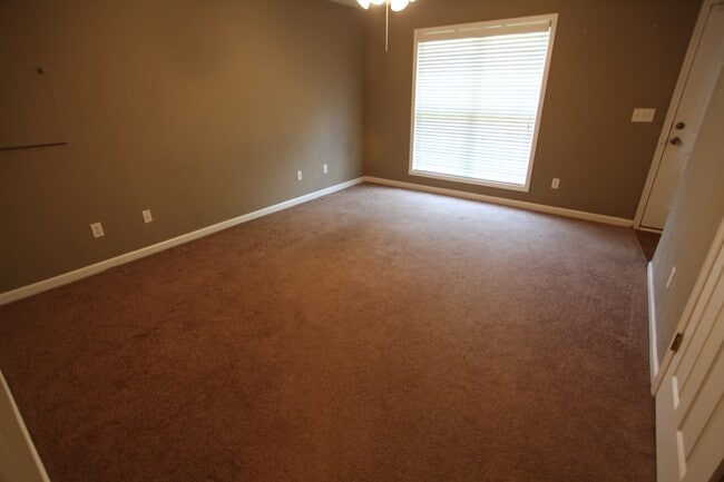 130 Maple St in Auburn, AL - Building Photo - Building Photo