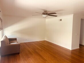 1916 Felice Dr in Escondido, CA - Foto de edificio - Building Photo