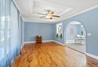 7493 Sealawn Dr in Spring Hill, FL - Building Photo - Building Photo