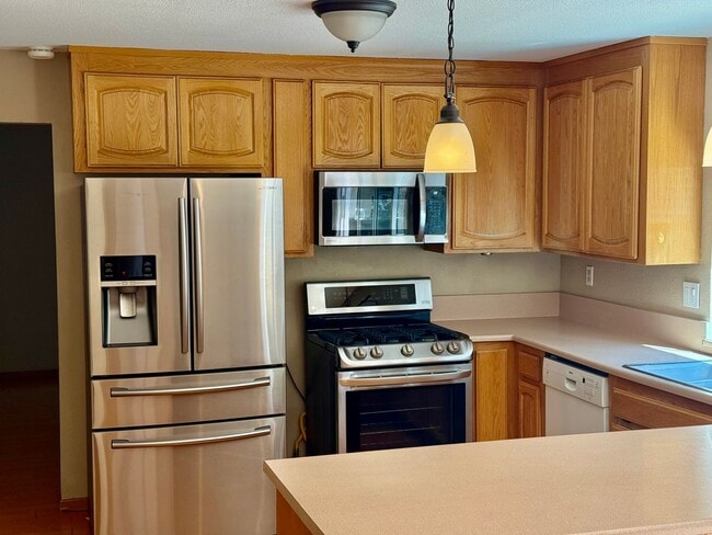 101 Mt Whitney Way in Clayton, CA - Building Photo - Building Photo