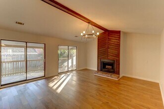 1514 Barquentine Dr in Mount Pleasant, SC - Building Photo - Building Photo