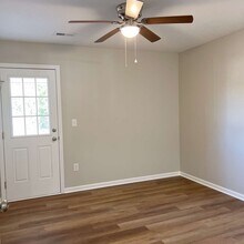 134 SW 145th Rd in Warrensburg, MO - Building Photo - Building Photo