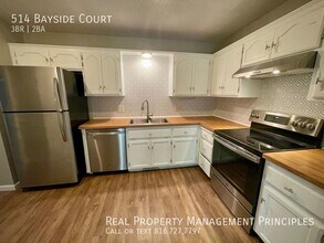 514 Bayside Ct in Smithville, MO - Building Photo - Building Photo