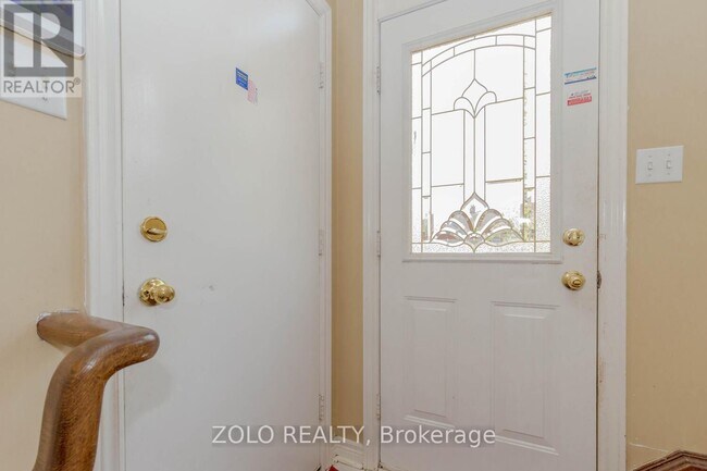 1474 Rosemanor Dr in Mississauga, ON - Building Photo - Building Photo