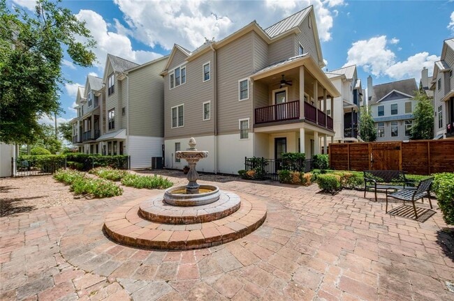 3249 Maxroy St in Houston, TX - Building Photo - Building Photo